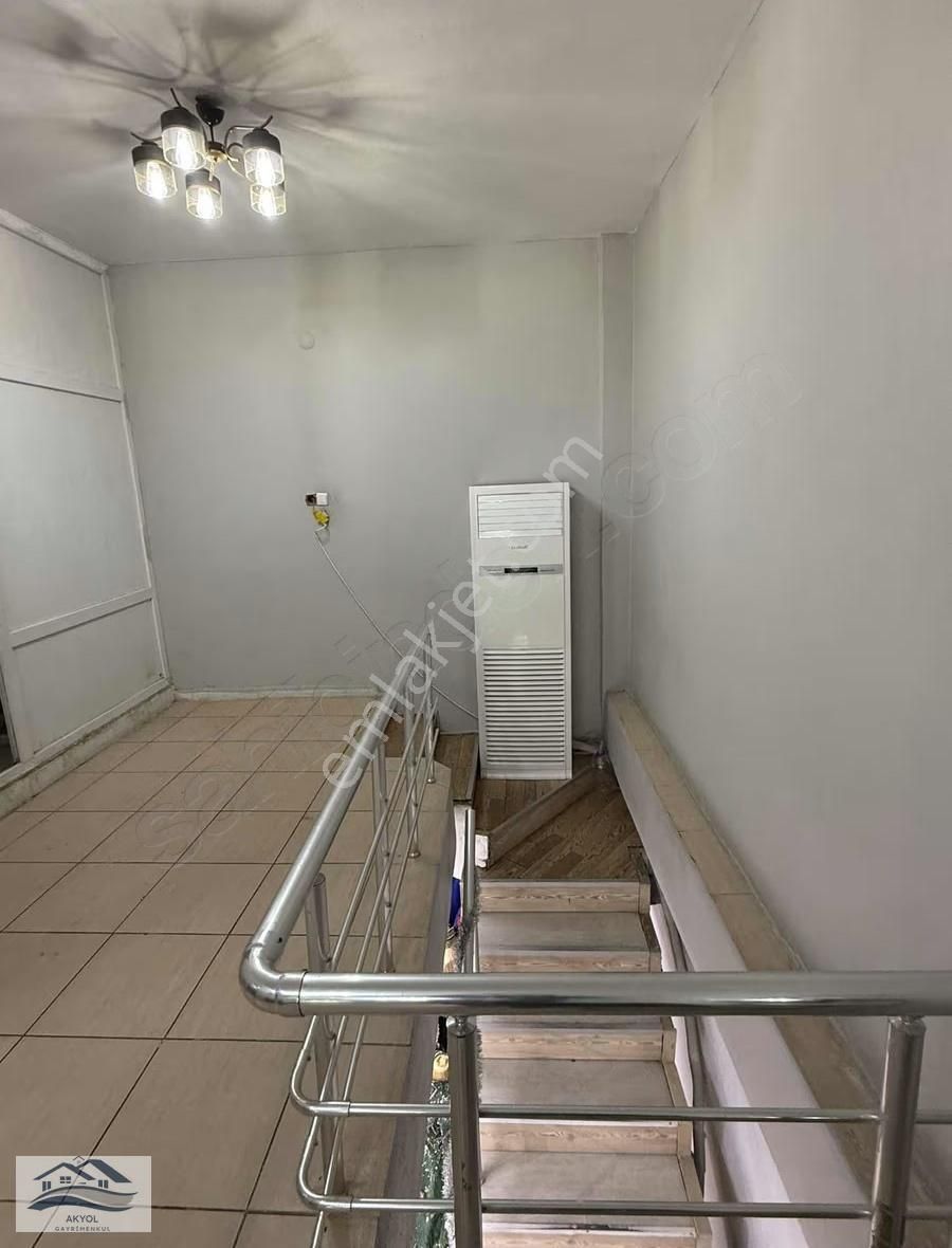 Devren Satılık Gelinlik Mağazası Ve Bayan Kuaförü - Görsel 4