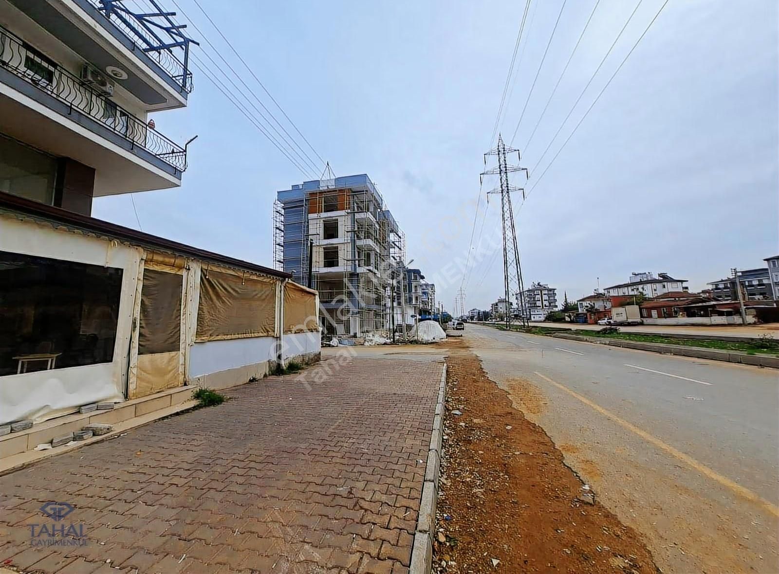 Sütçüler'de Cadde Üzeri 3 Katlı 800 M2 Kiralık Dükkan - Görsel 3