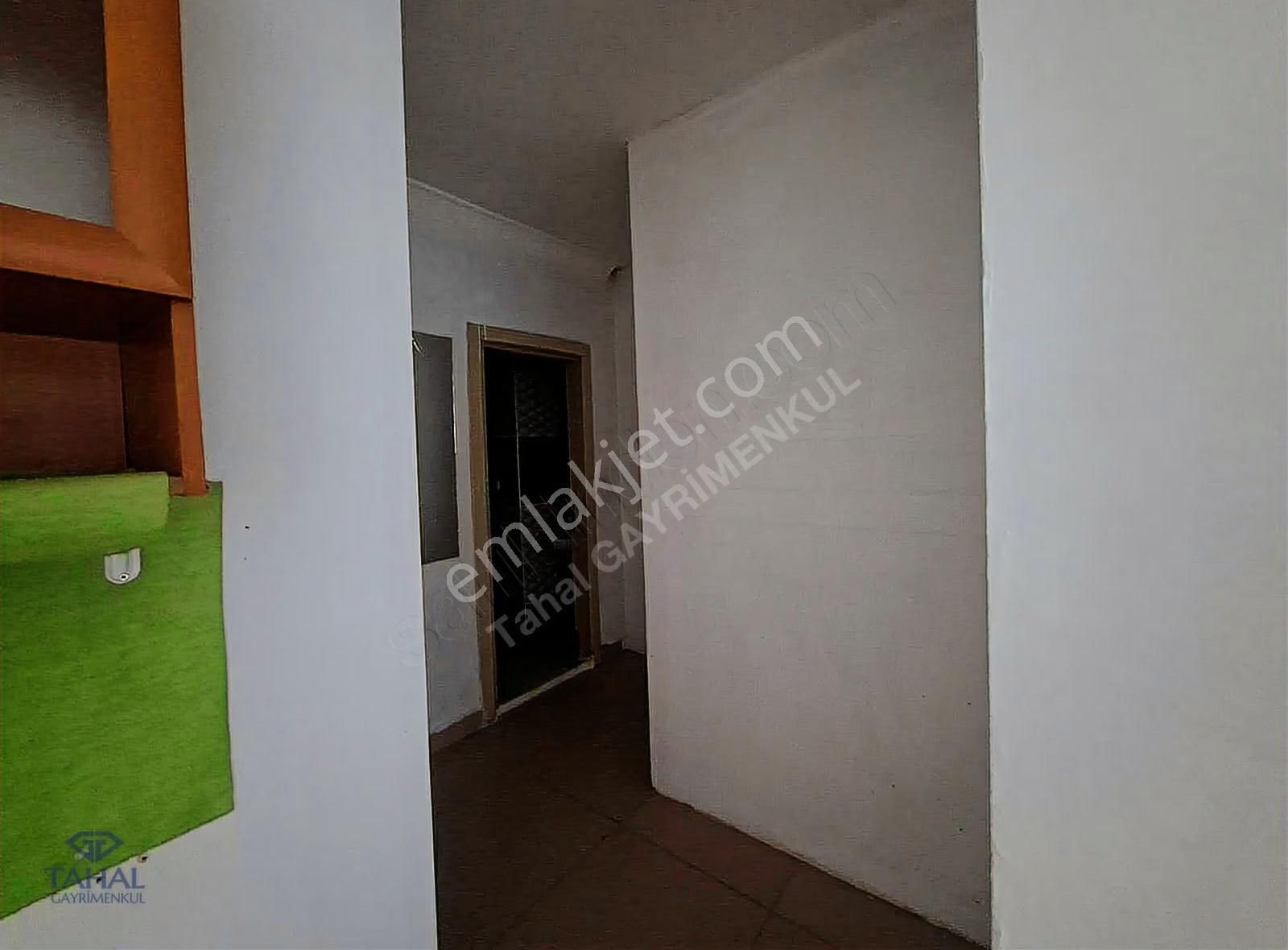 Sütçüler'de Cadde Üzeri 3 Katlı 800 M2 Kiralık Dükkan - Görsel 16
