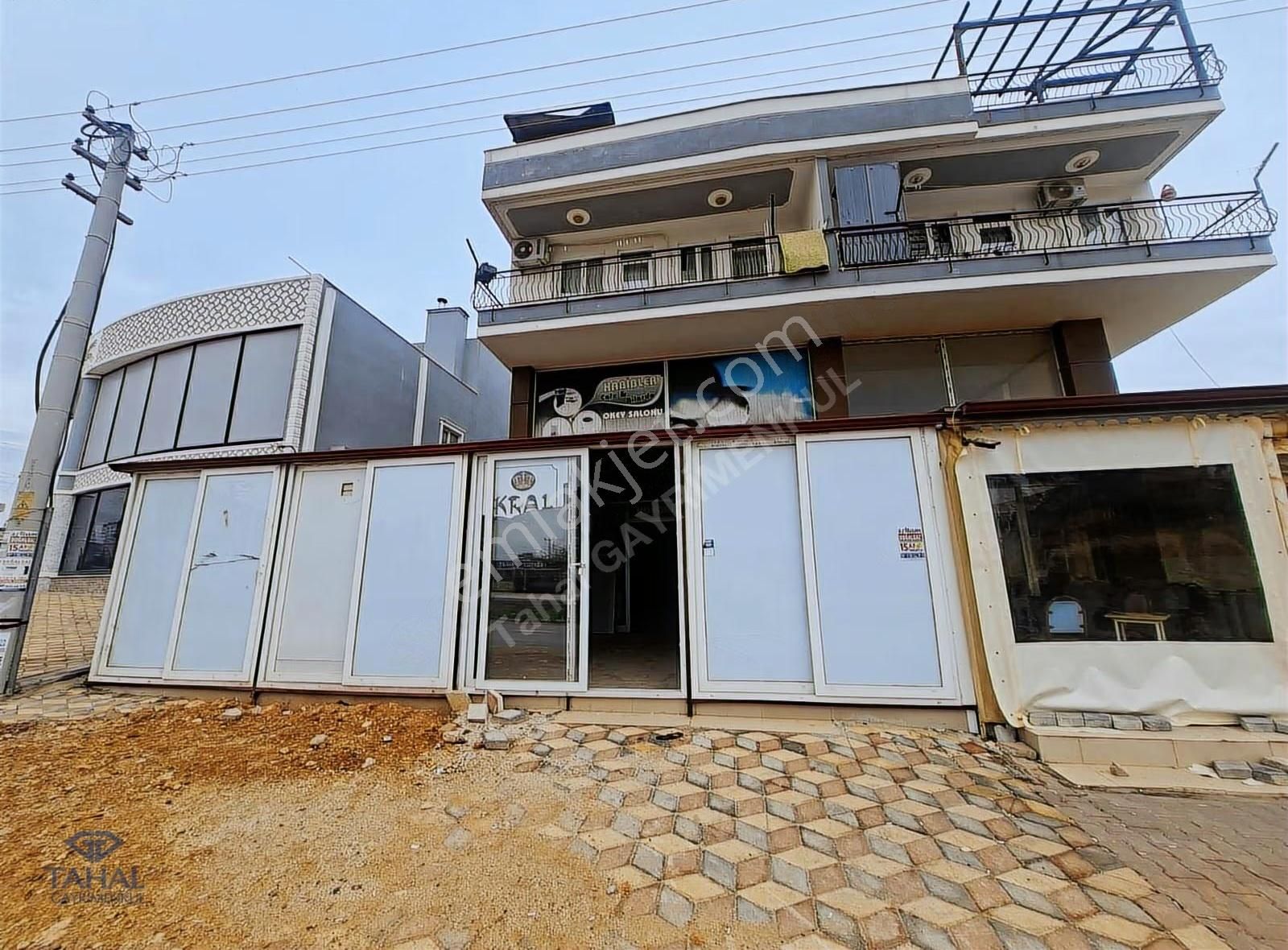 Sütçüler'de Cadde Üzeri 3 Katlı 800 M2 Kiralık Dükkan - Görsel 17
