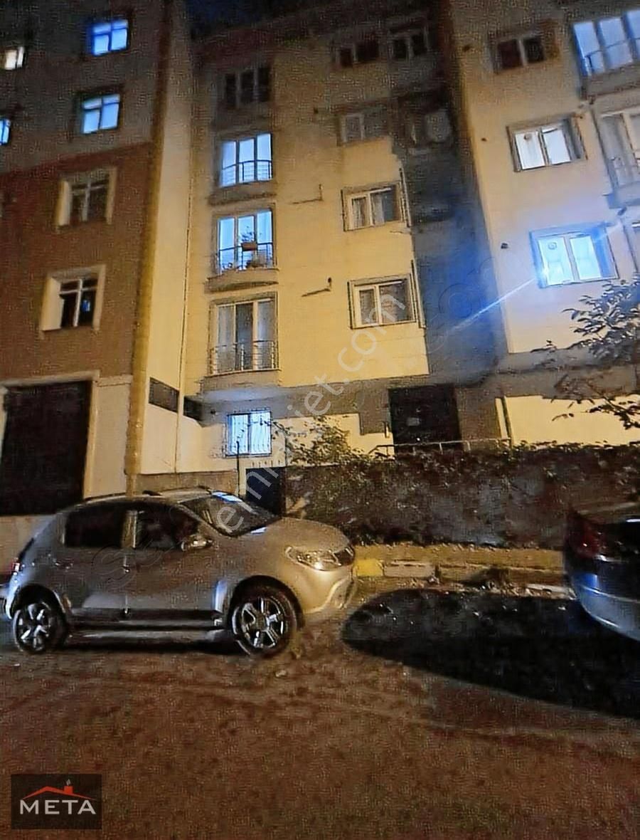 Yusuf'tan Esenler Mh.merkezi Konumda Satılık 2+1 Arakat Daire