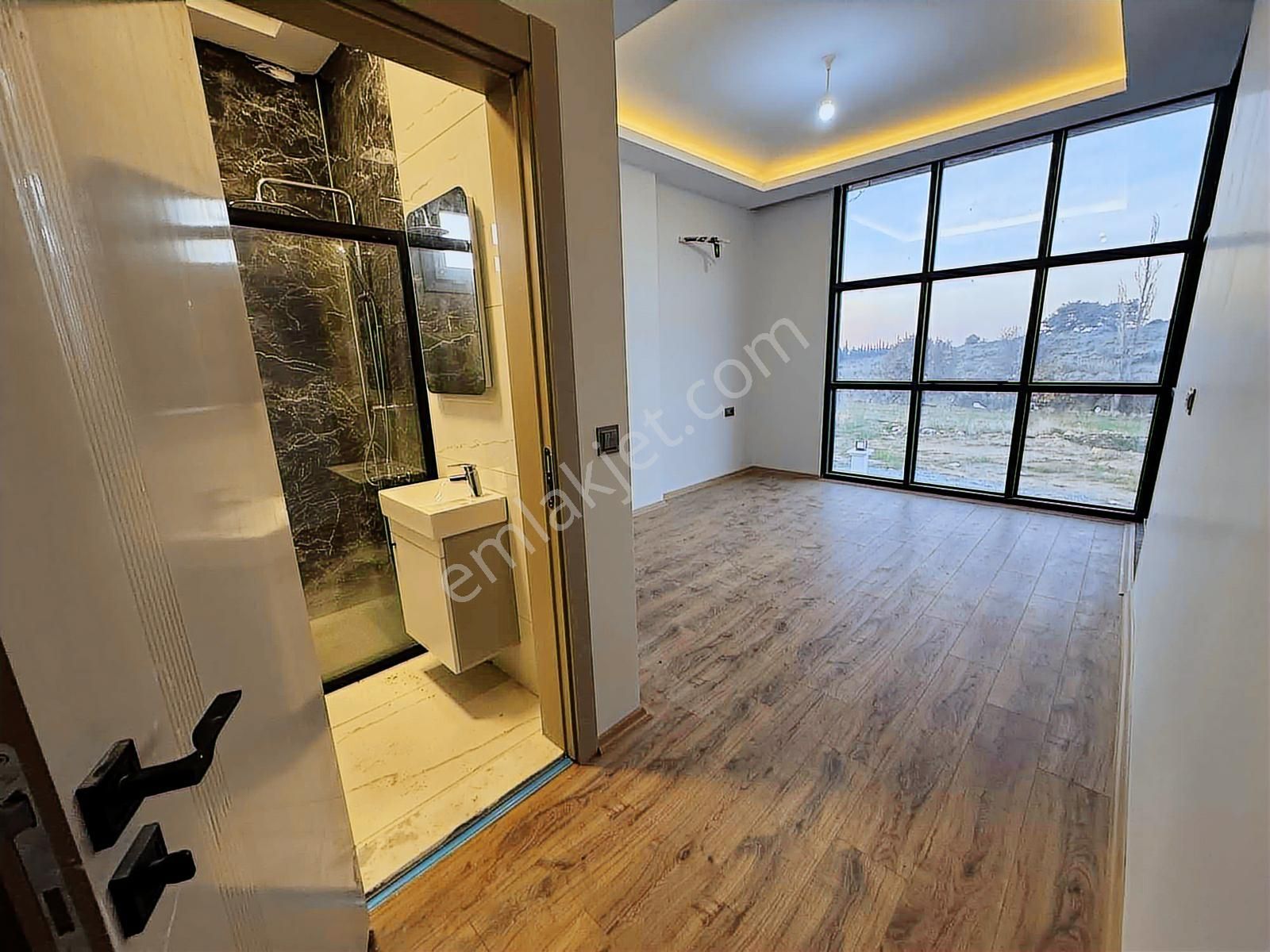 Kuşadası Davutlarda Satılık Özel Havuzlu Villa - Görsel 3