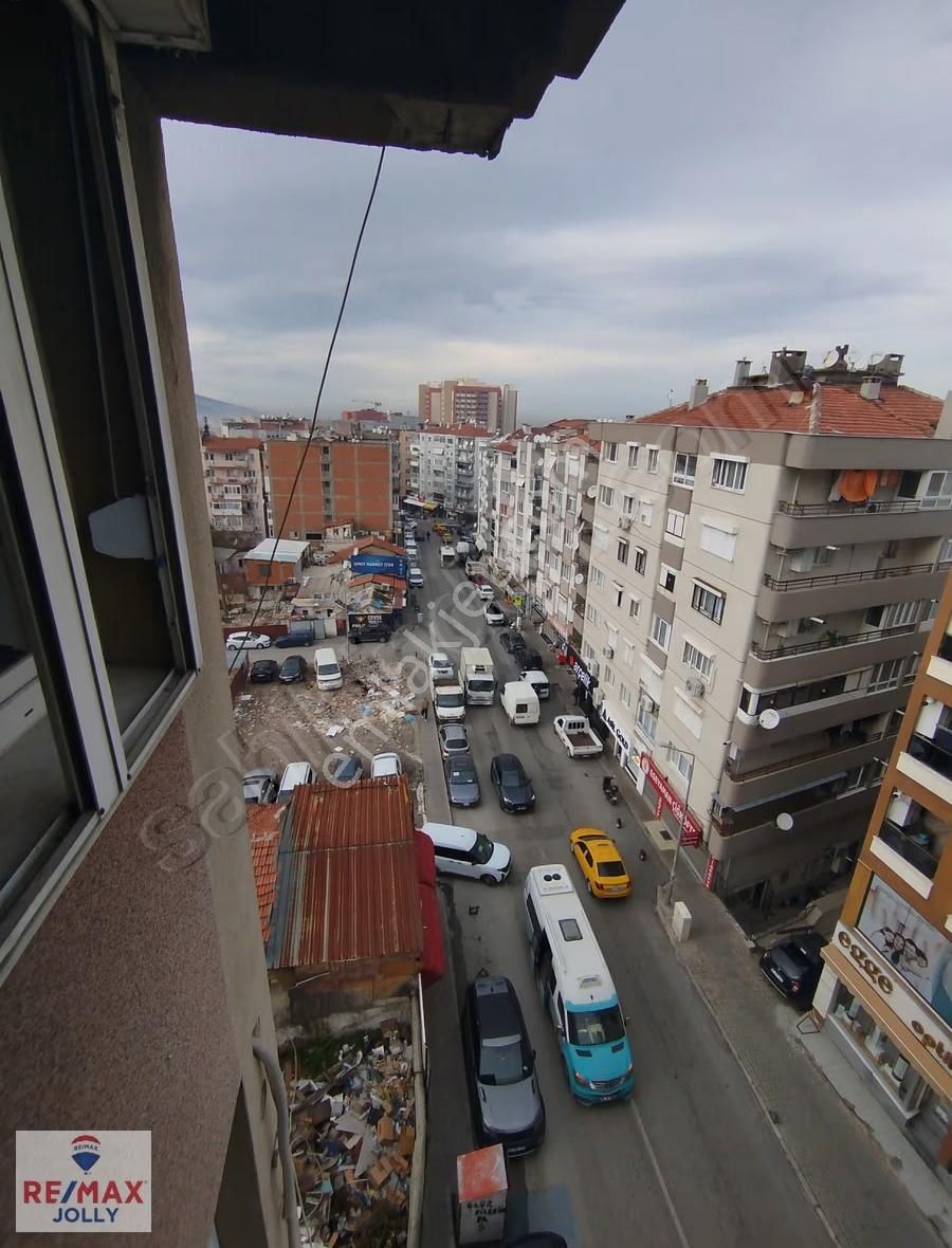 Yeşilyurt Polat Cad. Fidan Durağında 3+1 Kiralık Daire - Görsel 4