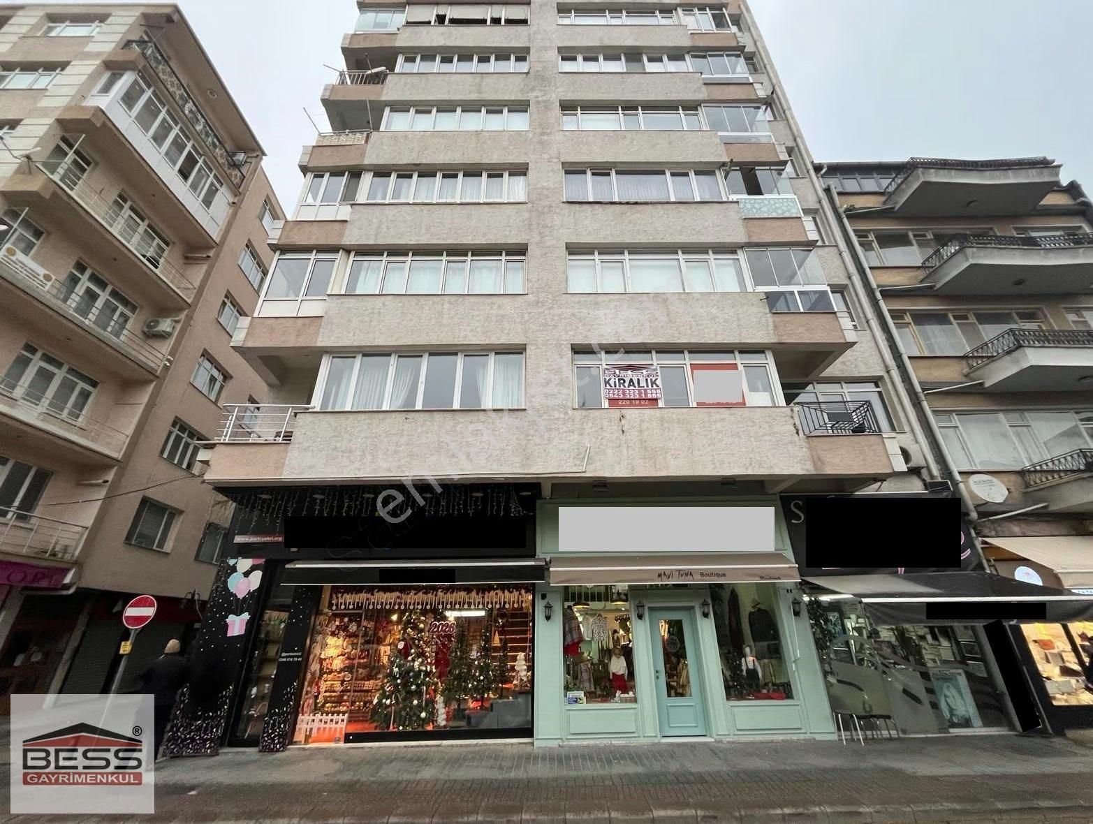 Bess'den Arifiye Mh. Süleyman Çakır Cad. Üzeri Kiralık 4+1 Daire