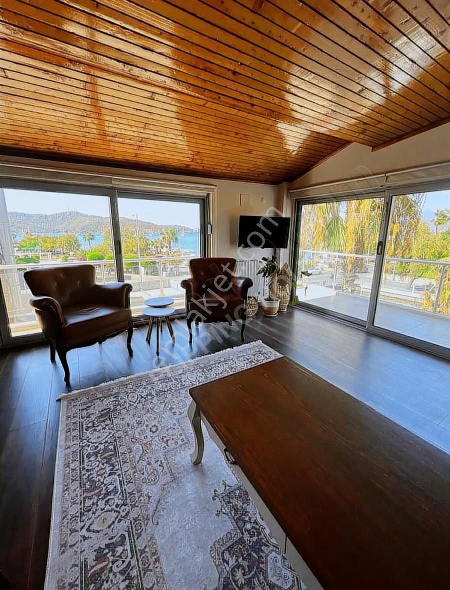 Fethiye'de Denize Sıfır Full Deniz Manzaralı 3+1 Eşyali Kiralik - Görsel 29