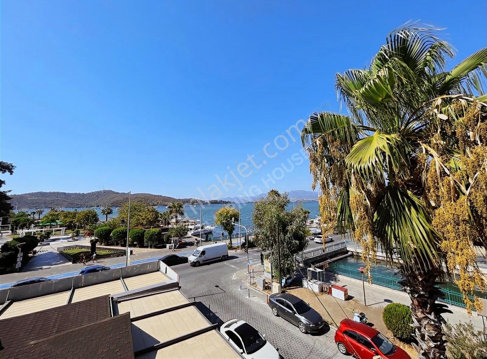 Fethiye'de Denize Sıfır Full Deniz Manzaralı 3+1 Eşyali Kiralik - Görsel 28