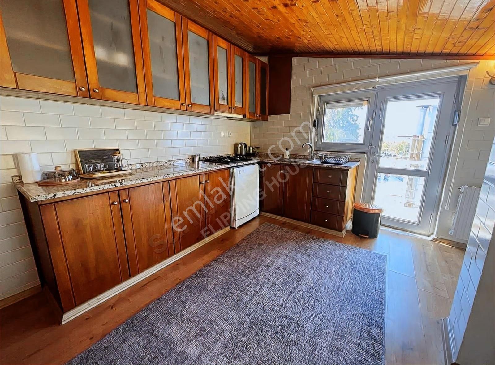 Fethiye'de Denize Sıfır Full Deniz Manzaralı 3+1 Eşyali Kiralik - Görsel 16