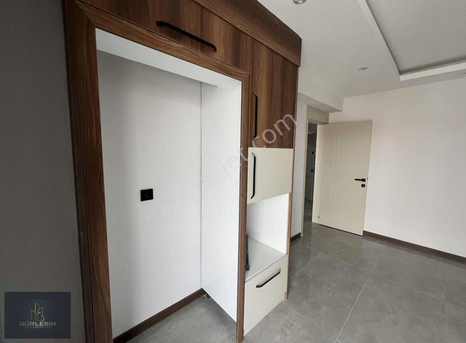 Kıbrıs Şehitler Caddesinde Satılık Sıfır Daire - Görsel 9