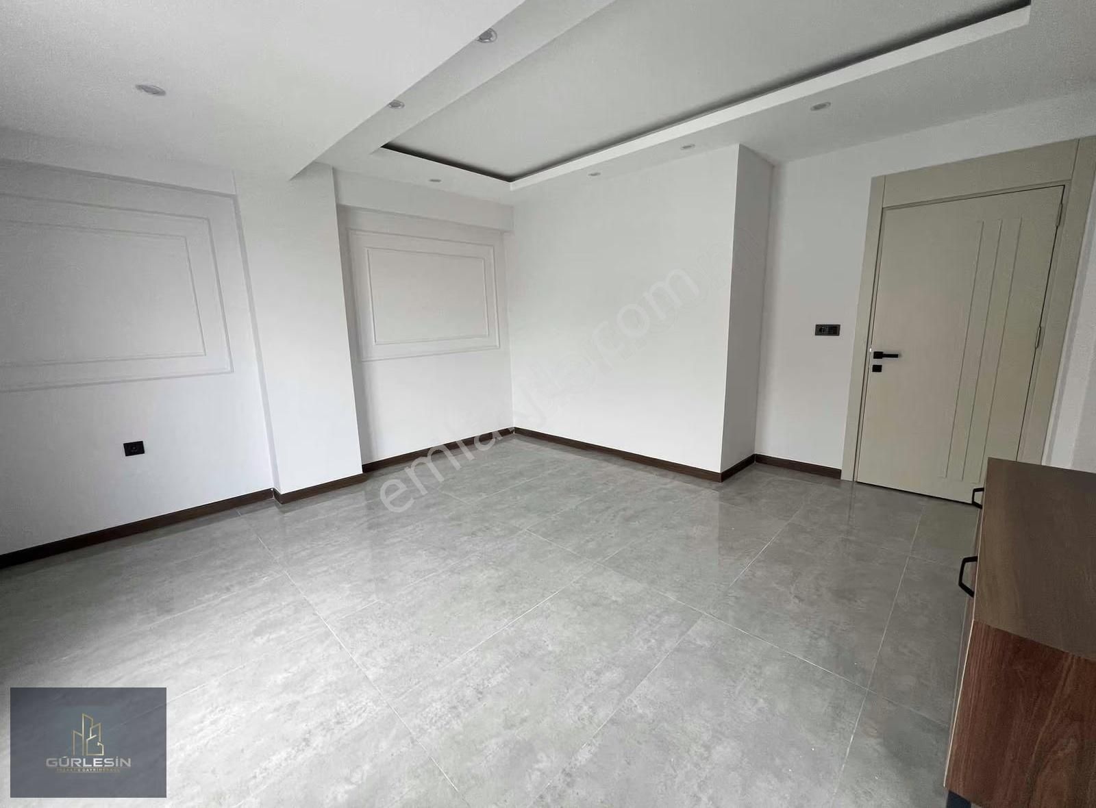 Kıbrıs Şehitler Caddesinde Satılık Sıfır Daire - Görsel 15