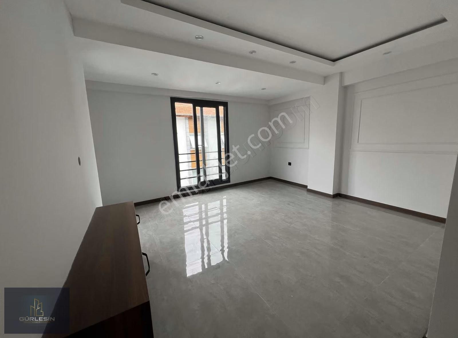 Kıbrıs Şehitler Caddesinde Satılık Sıfır Daire - Görsel 10
