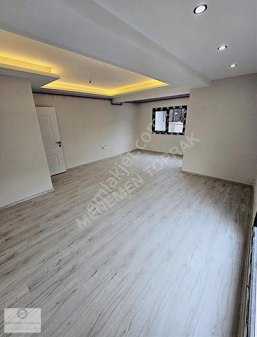 Menemen Merkezi Konumda 4+1 Dubleks Teraslı Daire - Görsel 12