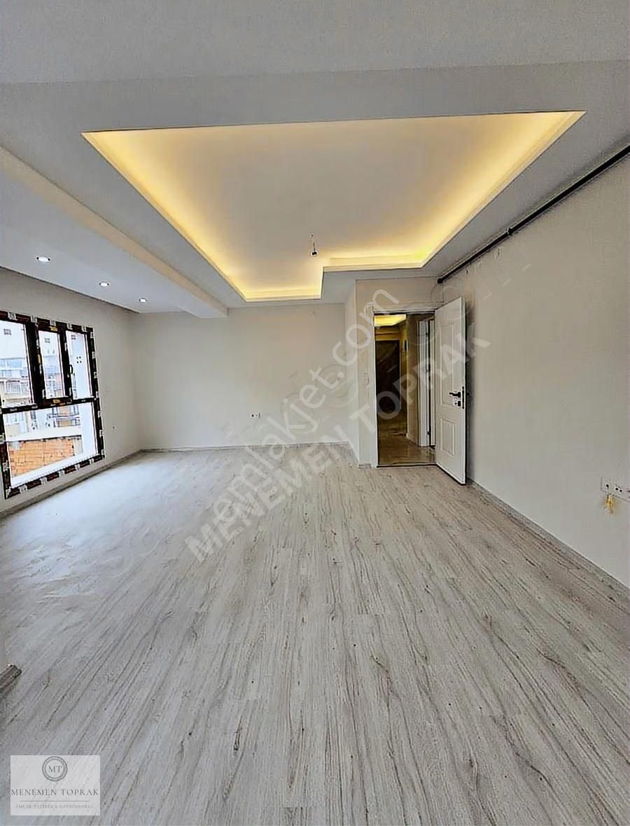 Menemen Merkezi Konumda 4+1 Dubleks Teraslı Daire - Görsel 4