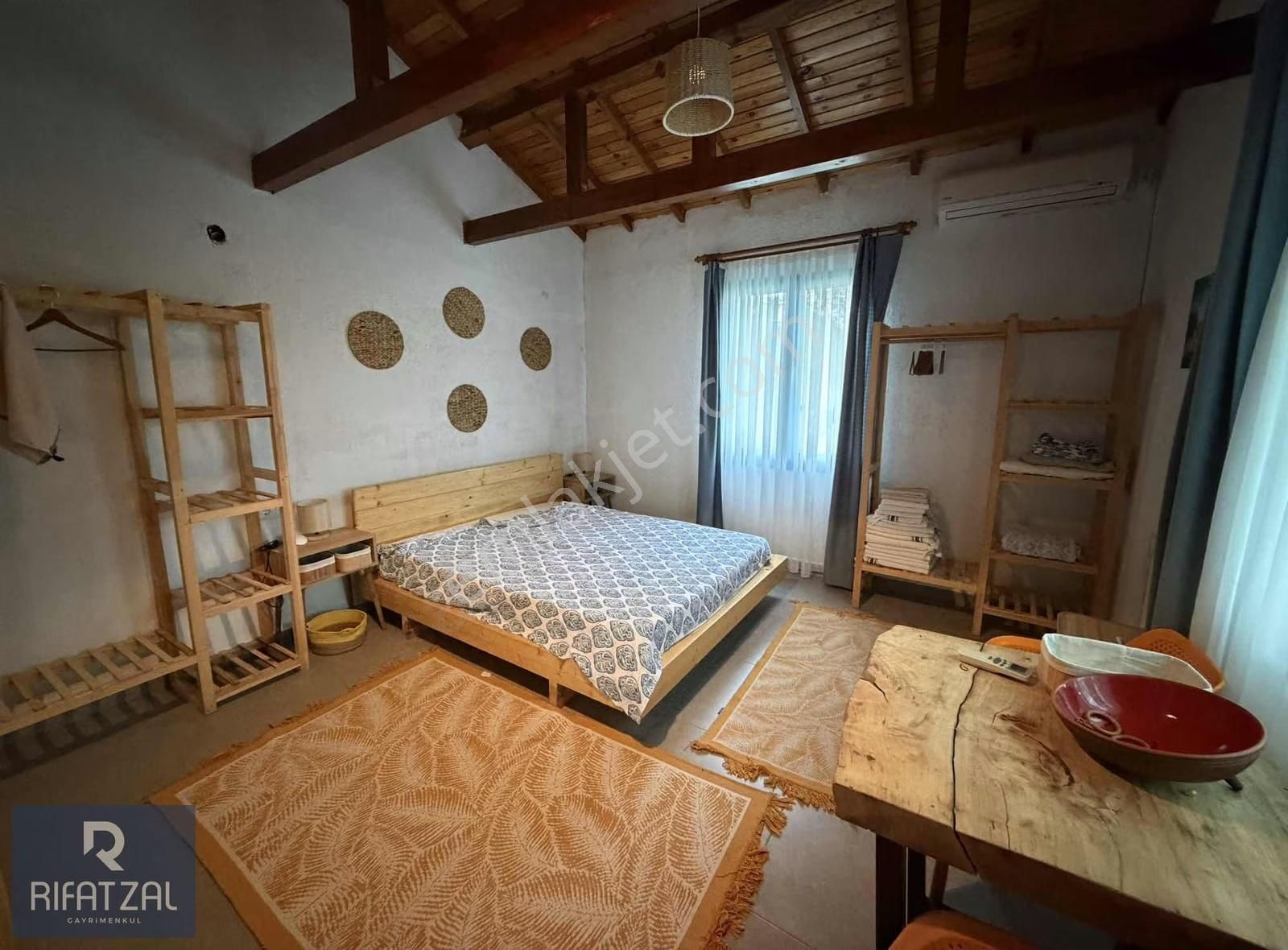 Sahilkent'te Denize 500m 2+1 Şömineli/klimalı Eşyalı Müstakil Ev - Görsel 4