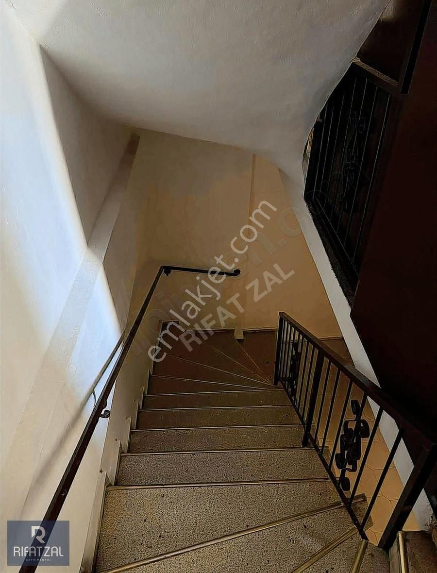 Ayvalık Merkezde 2+1 70 M2 Masrafsız Klimalı İş Yeri - Görsel 19