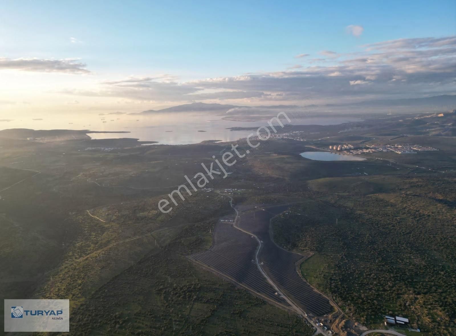Gölün Hemen Yanında Satılık 87 Dönüm Tarla - Görsel 18
