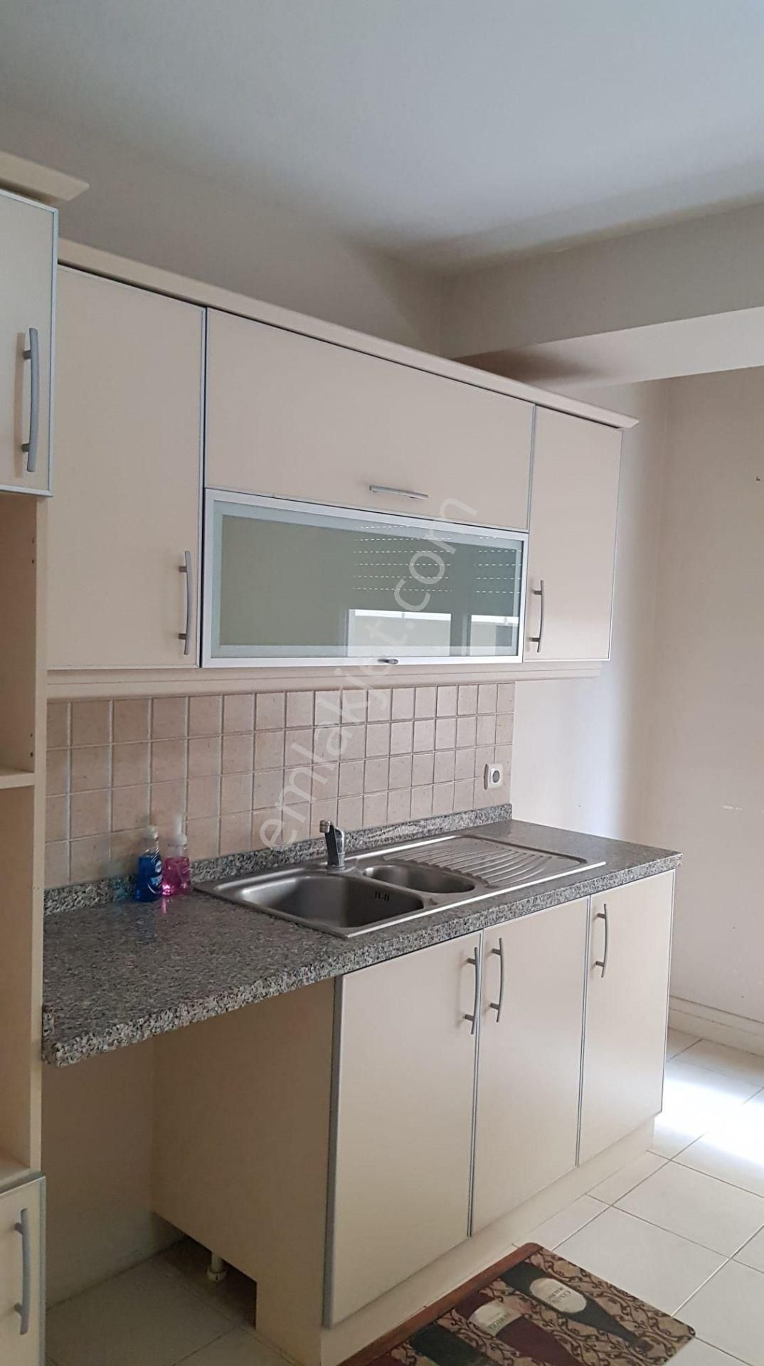 Bostanlı C. Gürsel De Tiyatro Karşısı Önü Açık Ebeveyn Ban. 3+1 - Görsel 26