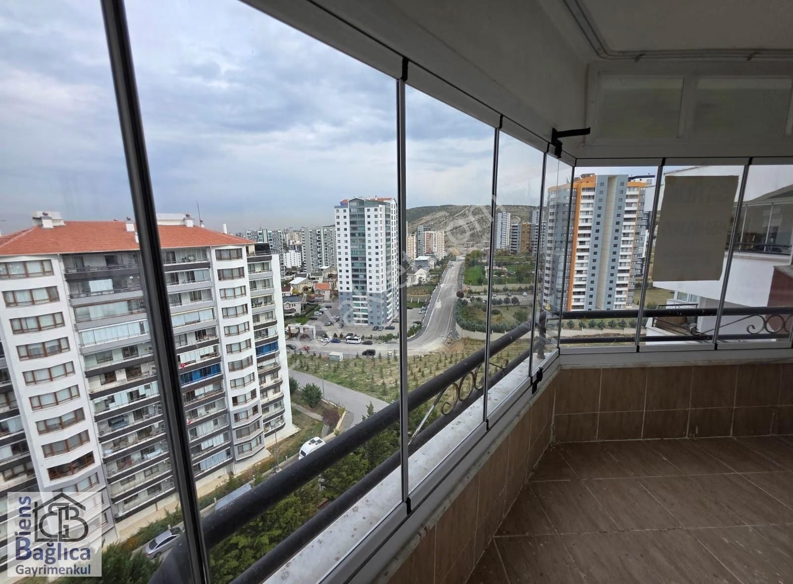 Biens'ten Bağlıcada Muhteşem Manzaralı 3+1 Daire - Görsel 6