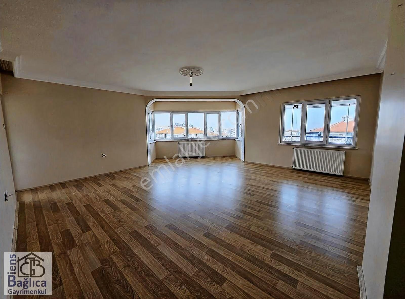 Biens'ten Bağlıcada Muhteşem Manzaralı 3+1 Daire - Görsel 3