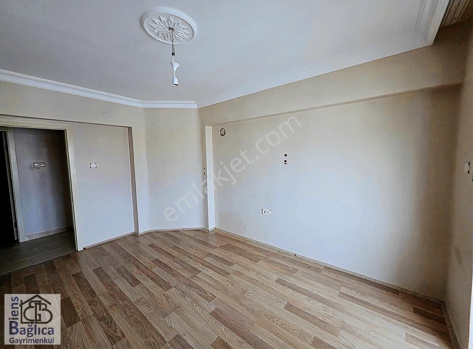 Biens'ten Bağlıcada Muhteşem Manzaralı 3+1 Daire - Görsel 24