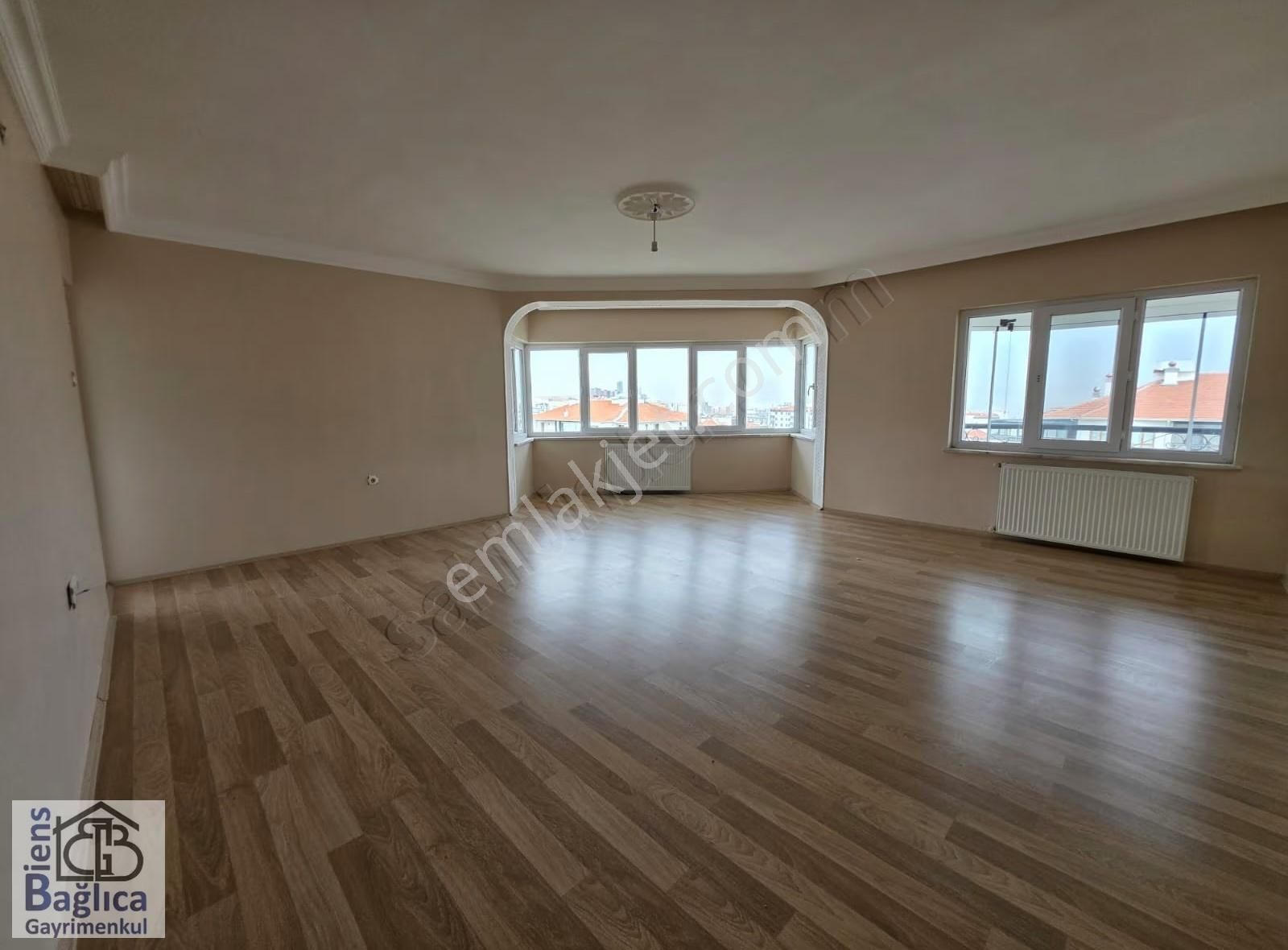 Biens'ten Bağlıcada Muhteşem Manzaralı 3+1 Daire - Görsel 26