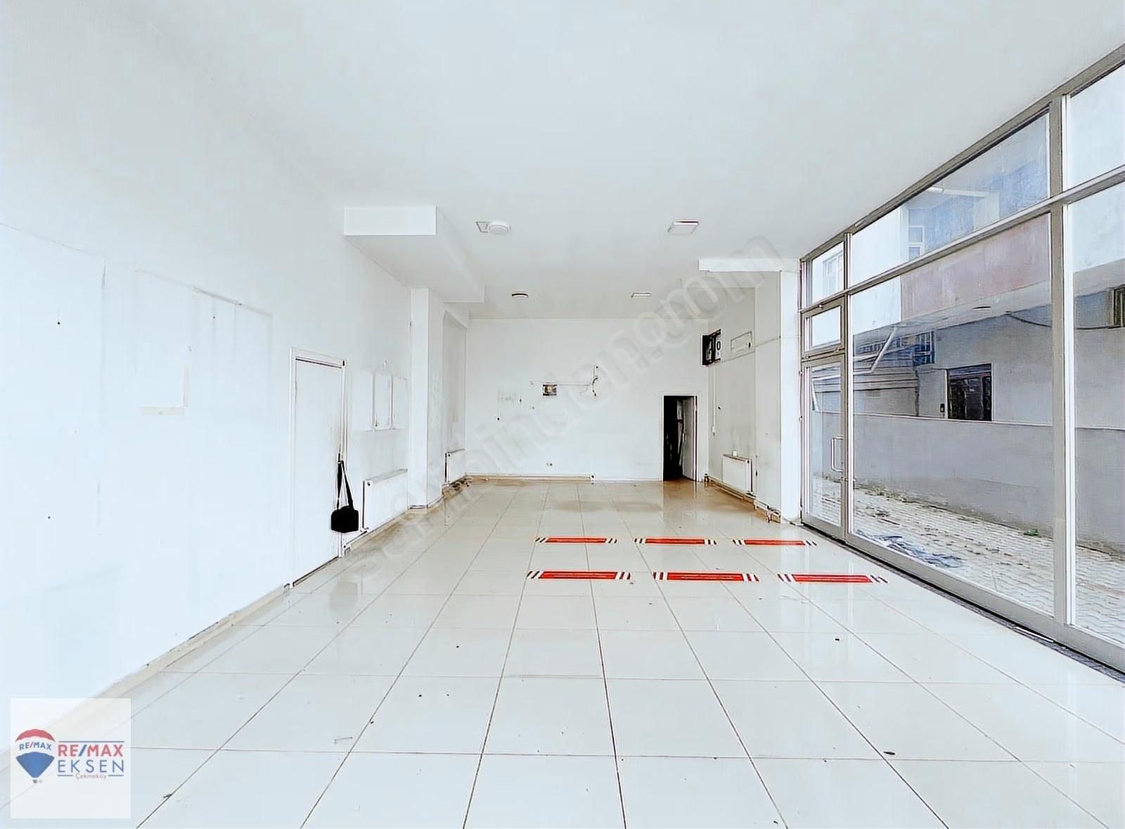 Göztepe Caddesi Üzerinde Kiracısız Önü Açık Geniş Cepheli Dükkan - Görsel 6