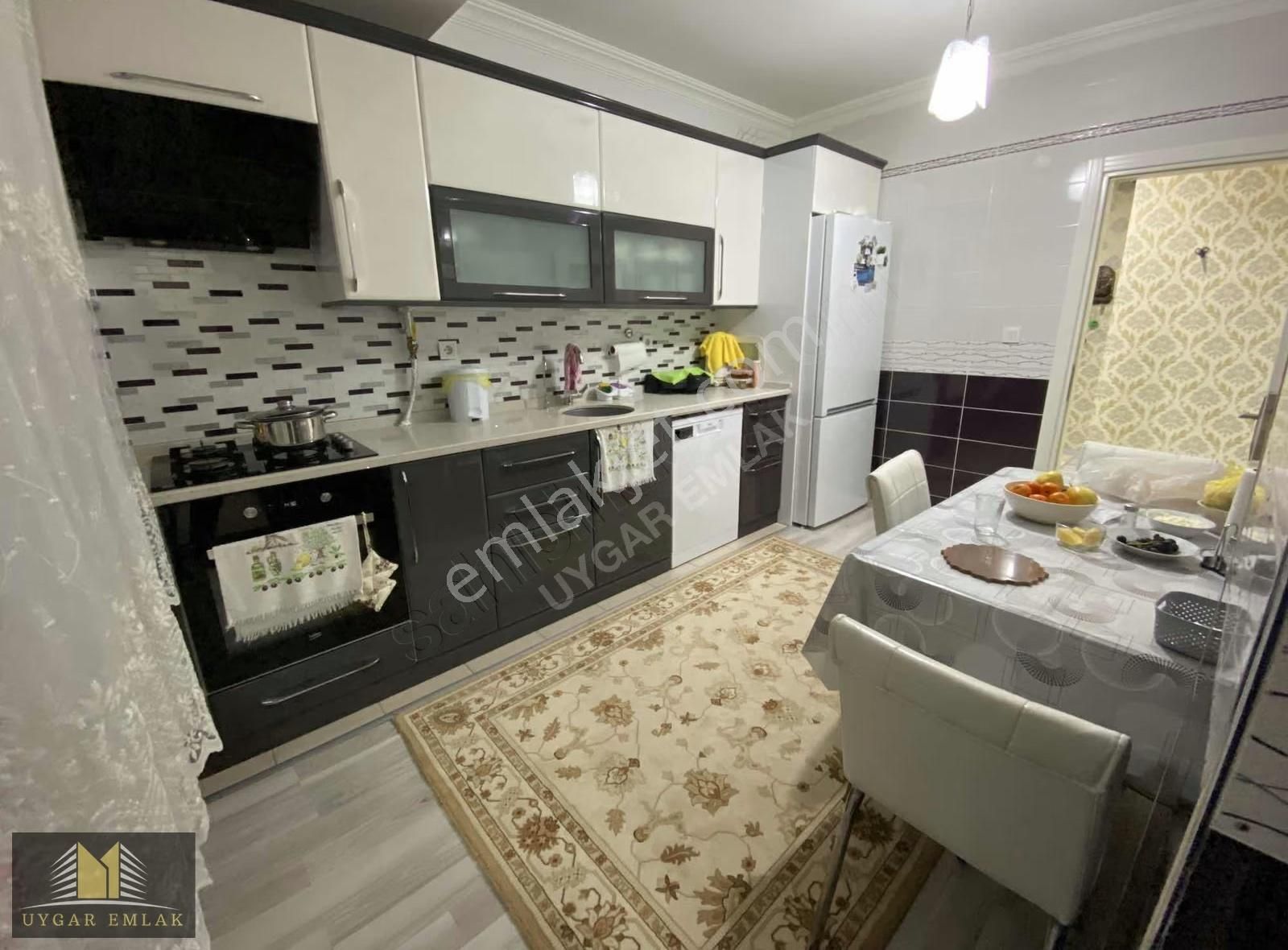 Alipaşa Mahallesinde Satılık 2+1 Daire - Görsel 11