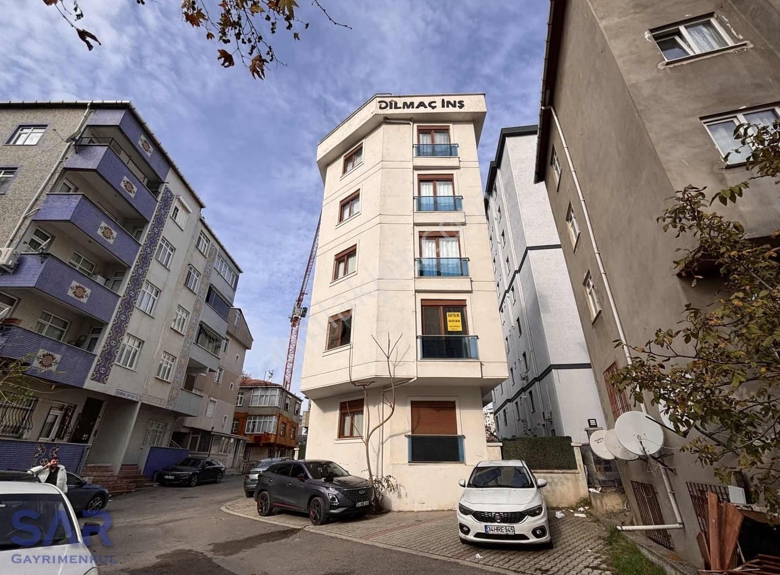 Kartal Cumhuriyet Mahallesinde Satılık 2+1 Daire !