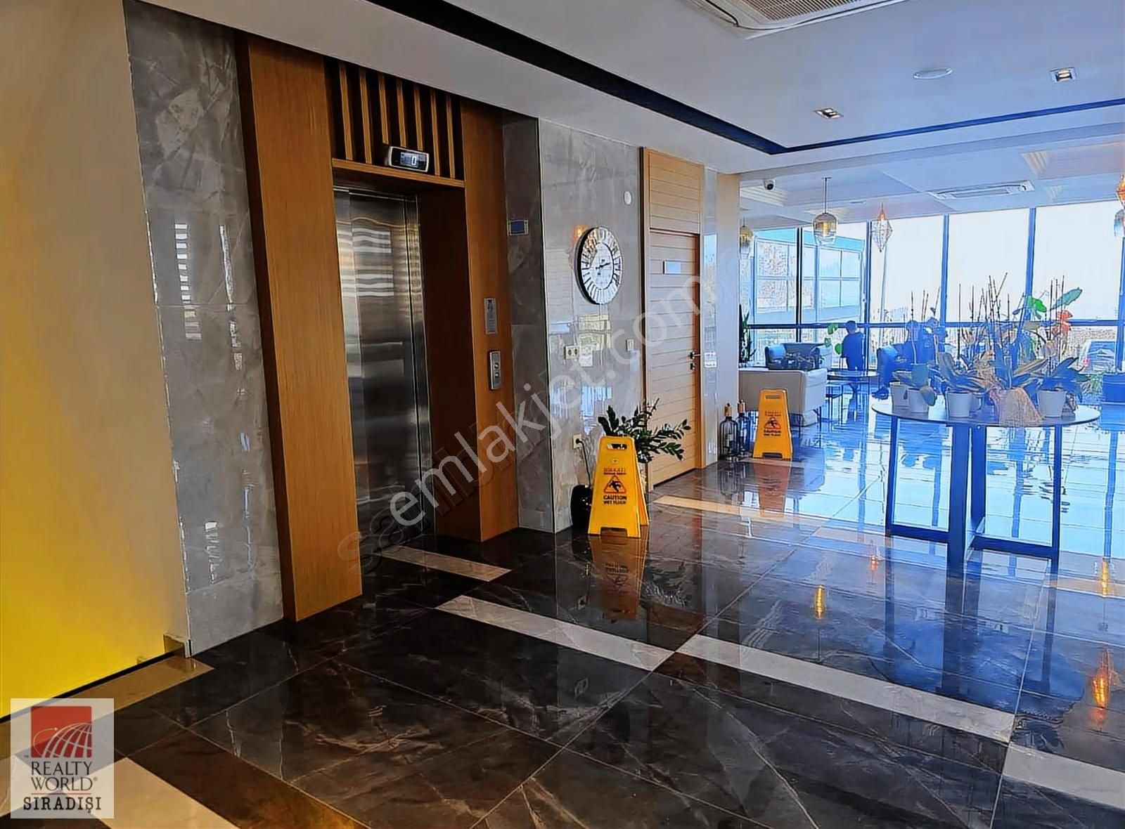 Yeşilbahçe'de Fulldeniz Manzaralı 2 Katlı Kiralık Prestijli Ofis - Görsel 5