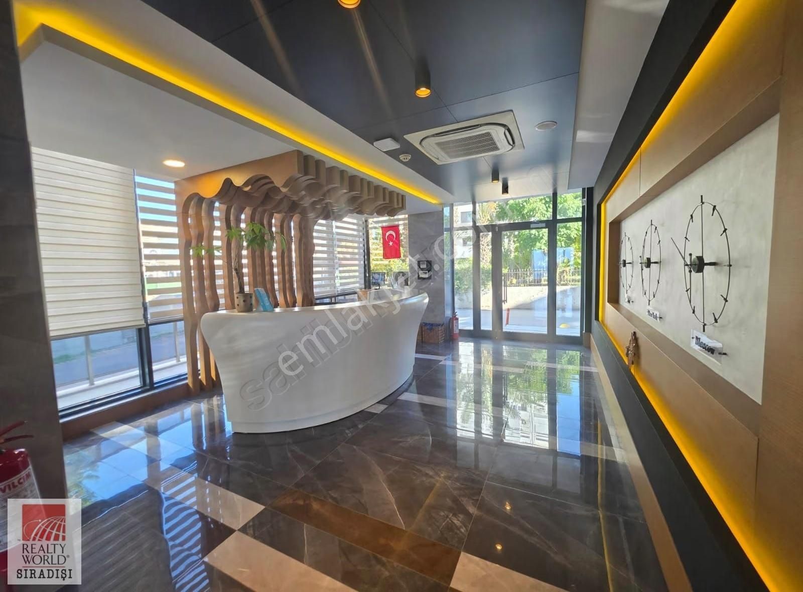 Yeşilbahçe'de Fulldeniz Manzaralı 2 Katlı Kiralık Prestijli Ofis - Görsel 21