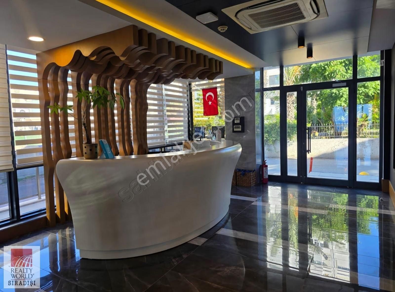 Yeşilbahçe'de Fulldeniz Manzaralı 2 Katlı Kiralık Prestijli Ofis - Görsel 13