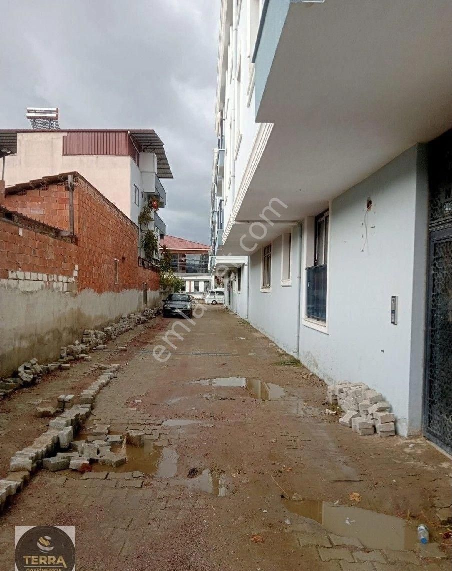 Germencik Devlet Hastanesi Karşısında 1+1 Kiralık Daire - Görsel 9