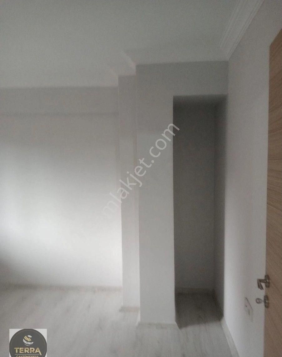 Germencik Devlet Hastanesi Karşısında 1+1 Kiralık Daire - Görsel 3