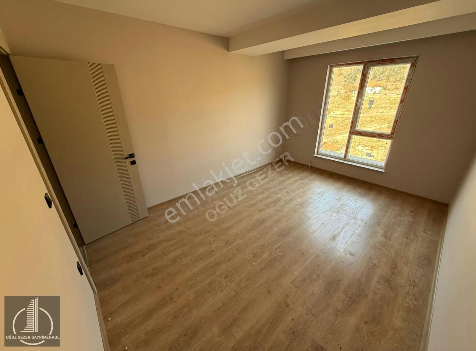 **oğuz Gezer Gayrimenkul'den Katta Merkezi Konumda 3+1 Daire** - Görsel 3