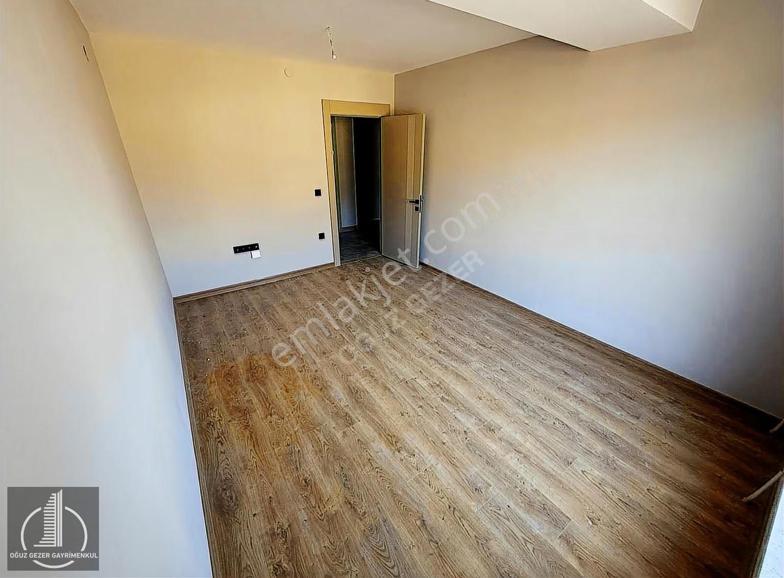 **oğuz Gezer Gayrimenkul'den Katta Merkezi Konumda 3+1 Daire** - Görsel 2