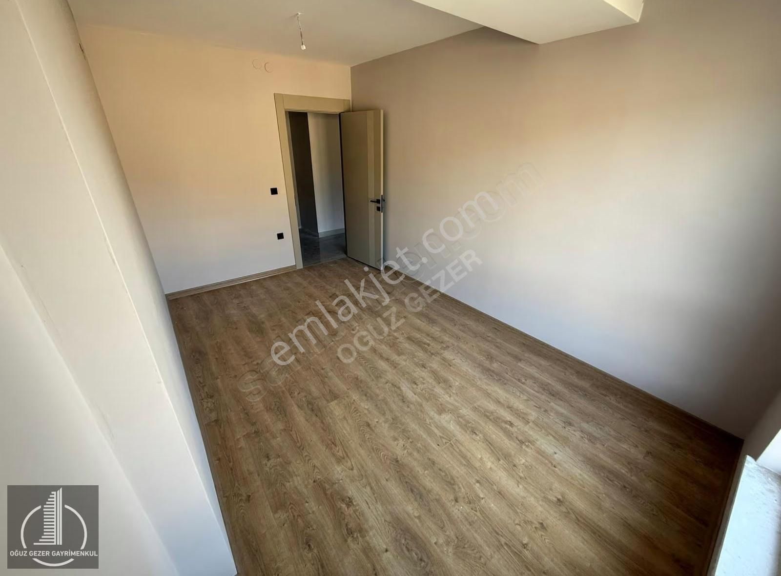 **oğuz Gezer Gayrimenkul'den Katta Merkezi Konumda 3+1 Daire** - Görsel 15