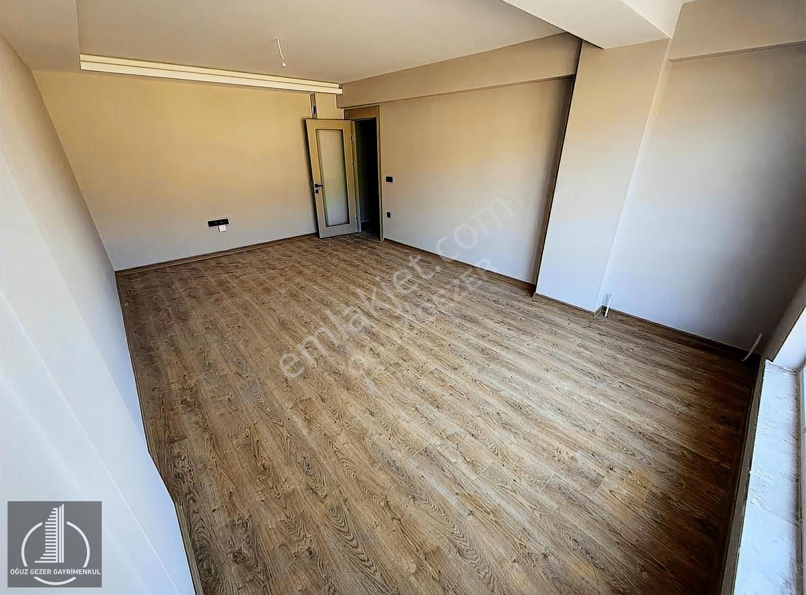 **oğuz Gezer Gayrimenkul'den Katta Merkezi Konumda 3+1 Daire** - Görsel 7