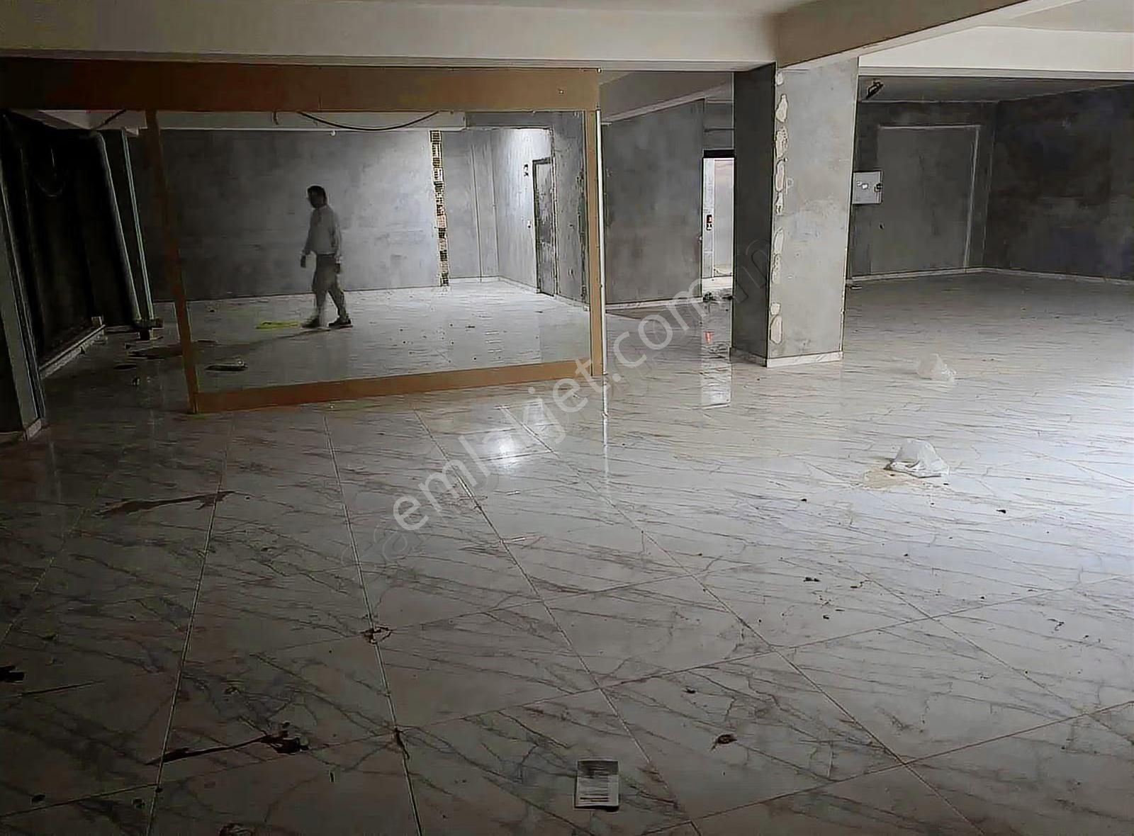 Çelik Yapıdan Cadde Üstünde Dükkan - Görsel 7