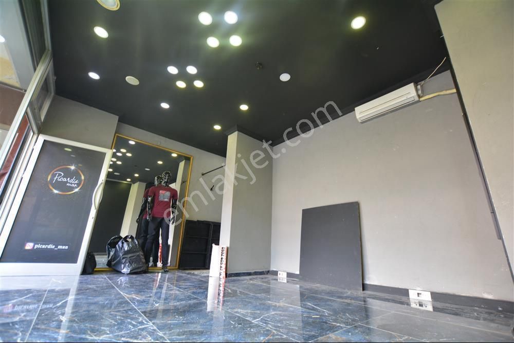 Avcılar Merkez Postane Sokağında Tabela Değeri Yüksek Satılık Depolu Dükkan - Görsel 6