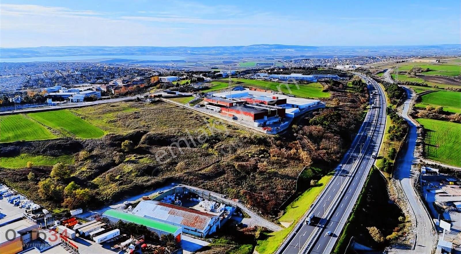 Otto34 'den Otoban Kenarı Satılık Ticari İmarlı 2.500 M² Arsa - Görsel 4