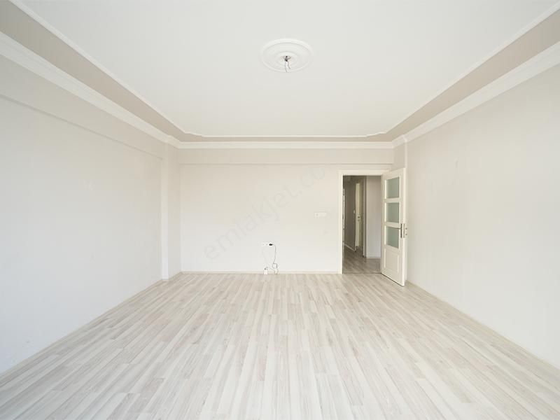 C21 Cius; Bölge Parkı Civ 3+1 Teraslı Dükkan Üstü Kiralık Daire - Görsel 9