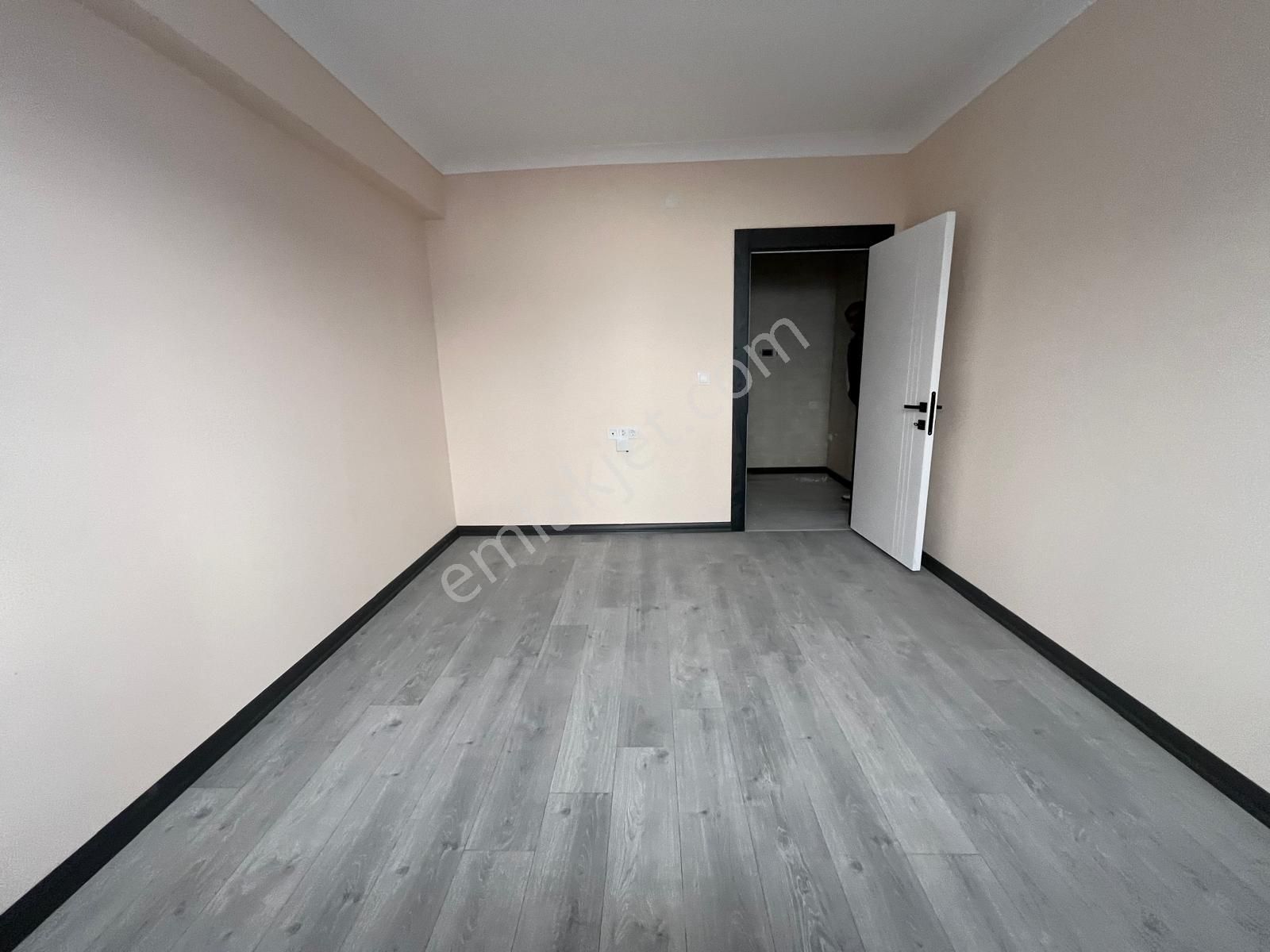 Battalgazi Mah. 1851. Cadde Dibi Ful Yapılı Geniş Ful Yapılı 3+1 - Görsel 20