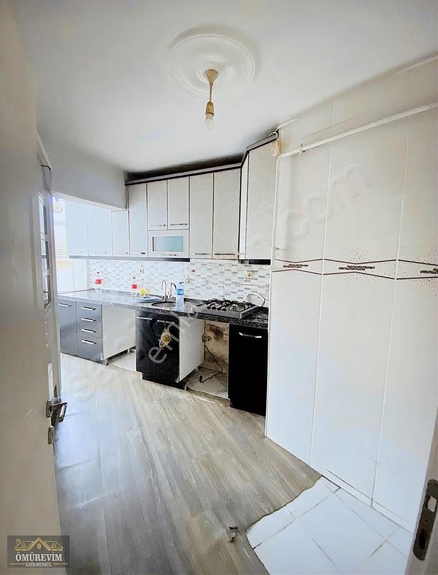 Bandırma Ömürevimden Kiralık 2+1 Ara Kat Daire - Görsel 6