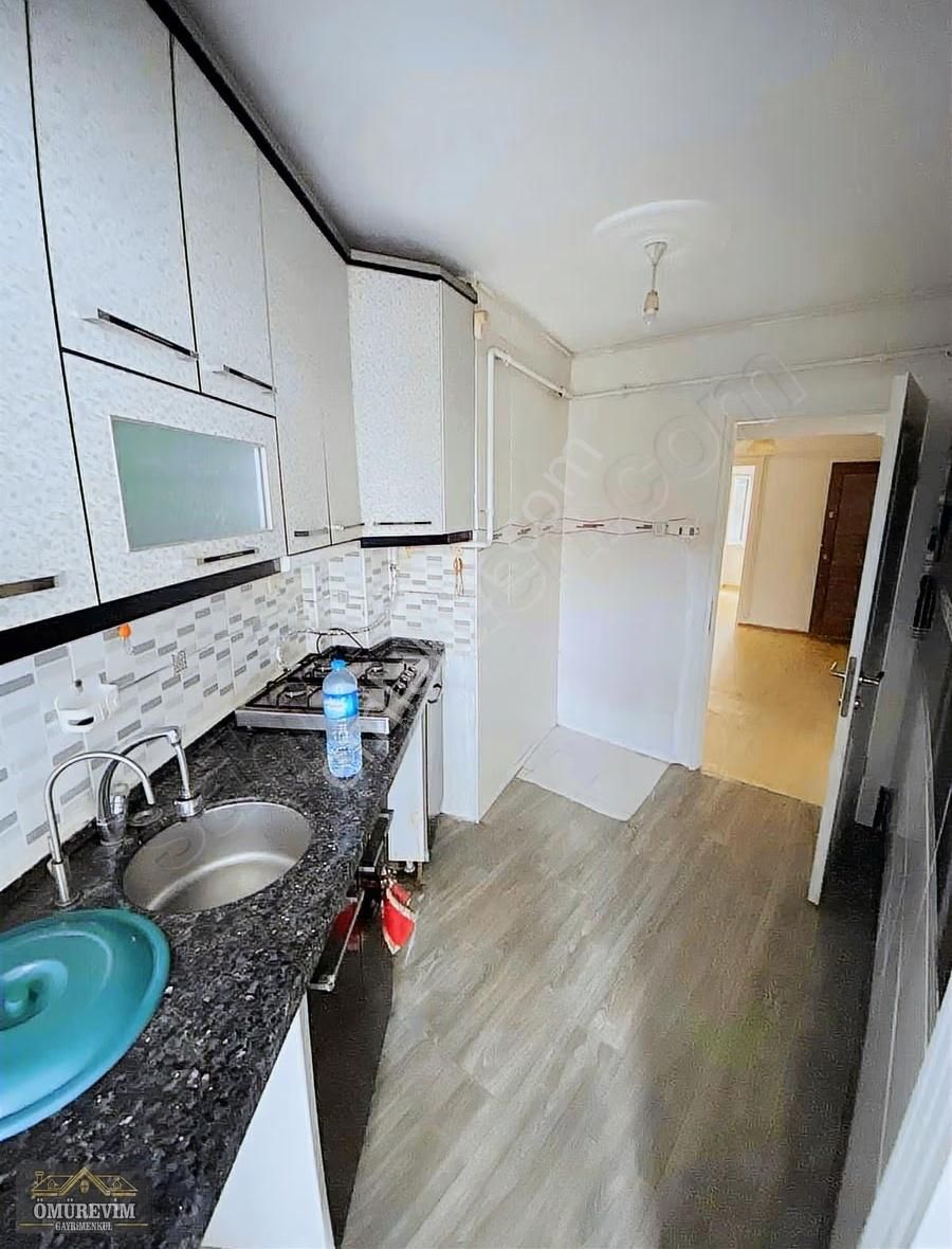 Bandırma Ömürevimden Kiralık 2+1 Ara Kat Daire - Görsel 12