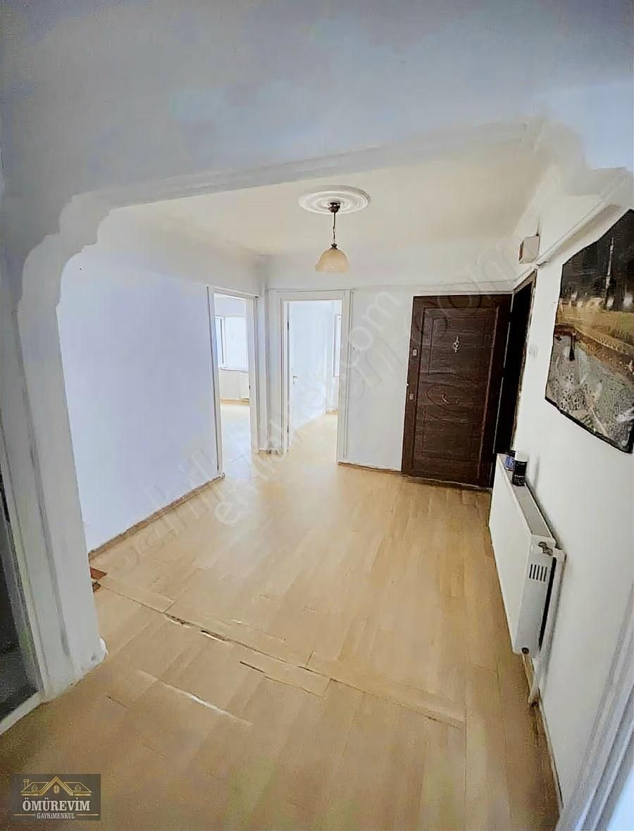 Bandırma Ömürevimden Kiralık 2+1 Ara Kat Daire - Görsel 11