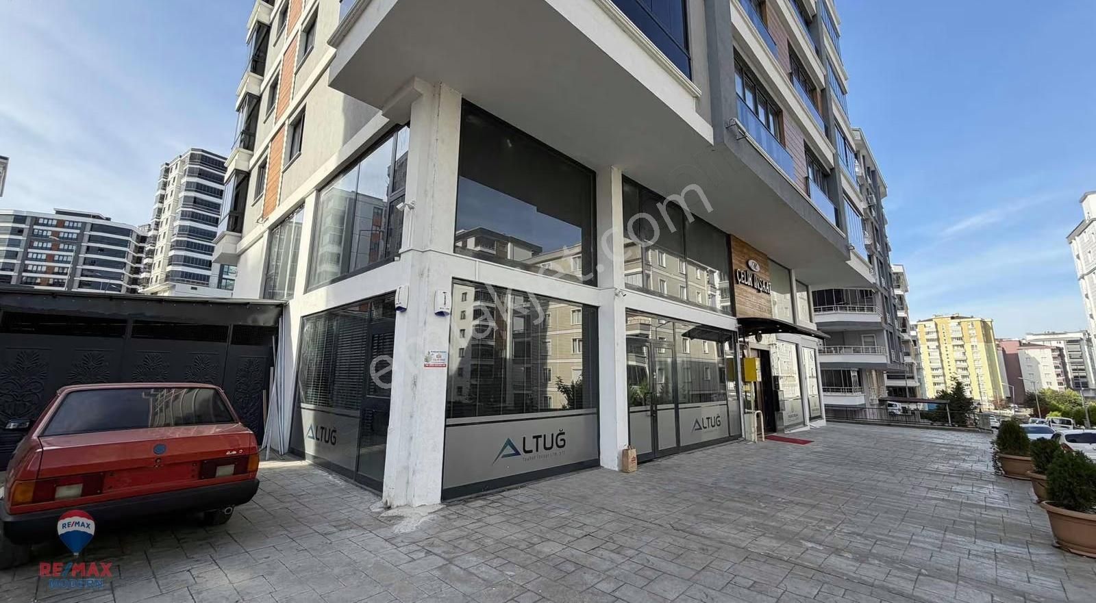 Satılık | Atakent'te 240 M² Prestijli-full Donanımlı Dükkan - Görsel 8