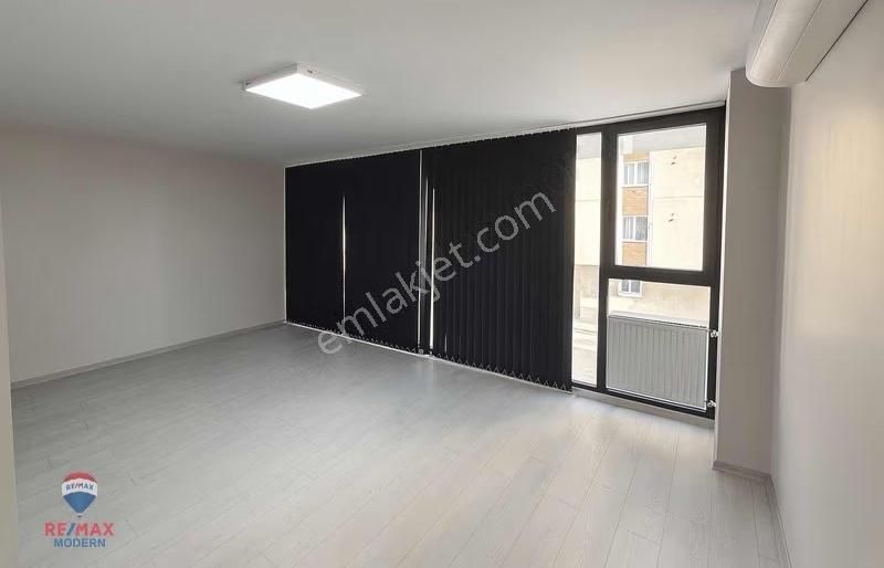 Satılık | Atakent'te 240 M² Prestijli-full Donanımlı Dükkan - Görsel 12