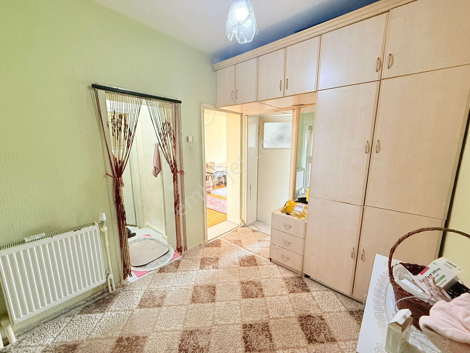 Aras Gyo Dan Sakarya Mah, Tranvay Yanı 2+1 Zemin Kat Daire - Görsel 11