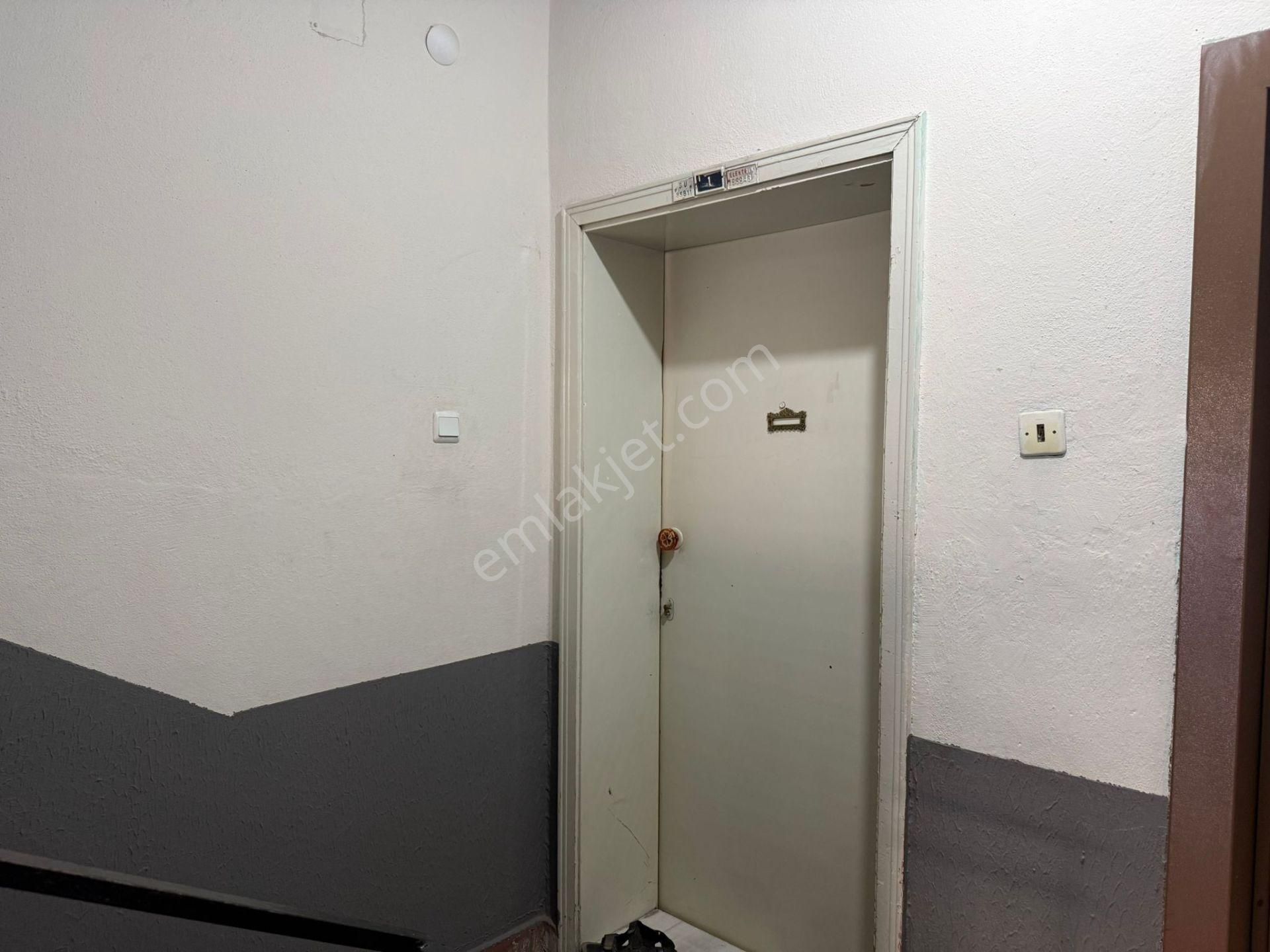 Aras Gyo Dan Sakarya Mah, Tranvay Yanı 2+1 Zemin Kat Daire - Görsel 17