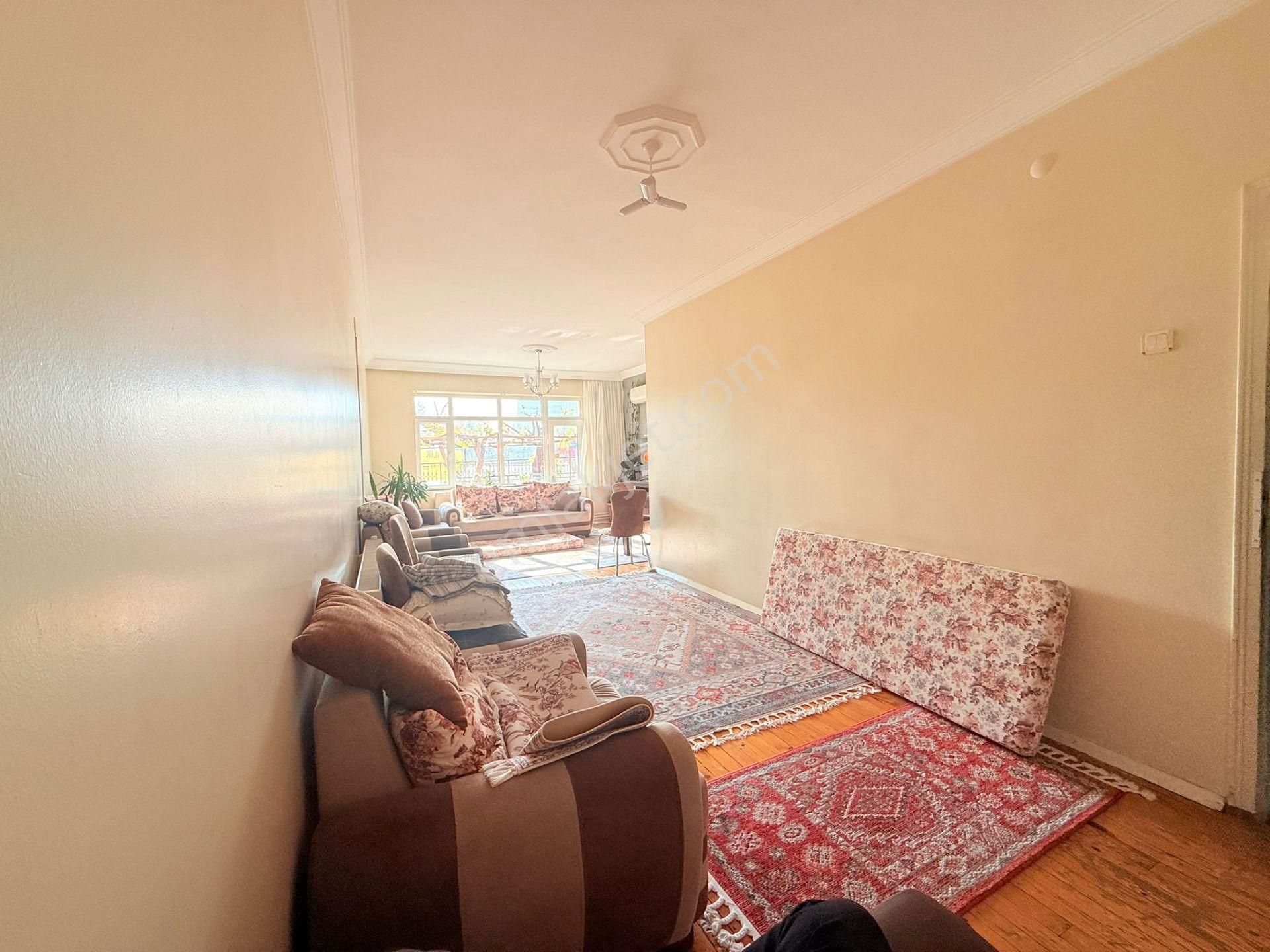 Aras Gyo Dan Sakarya Mah, Tranvay Yanı 2+1 Zemin Kat Daire - Görsel 5