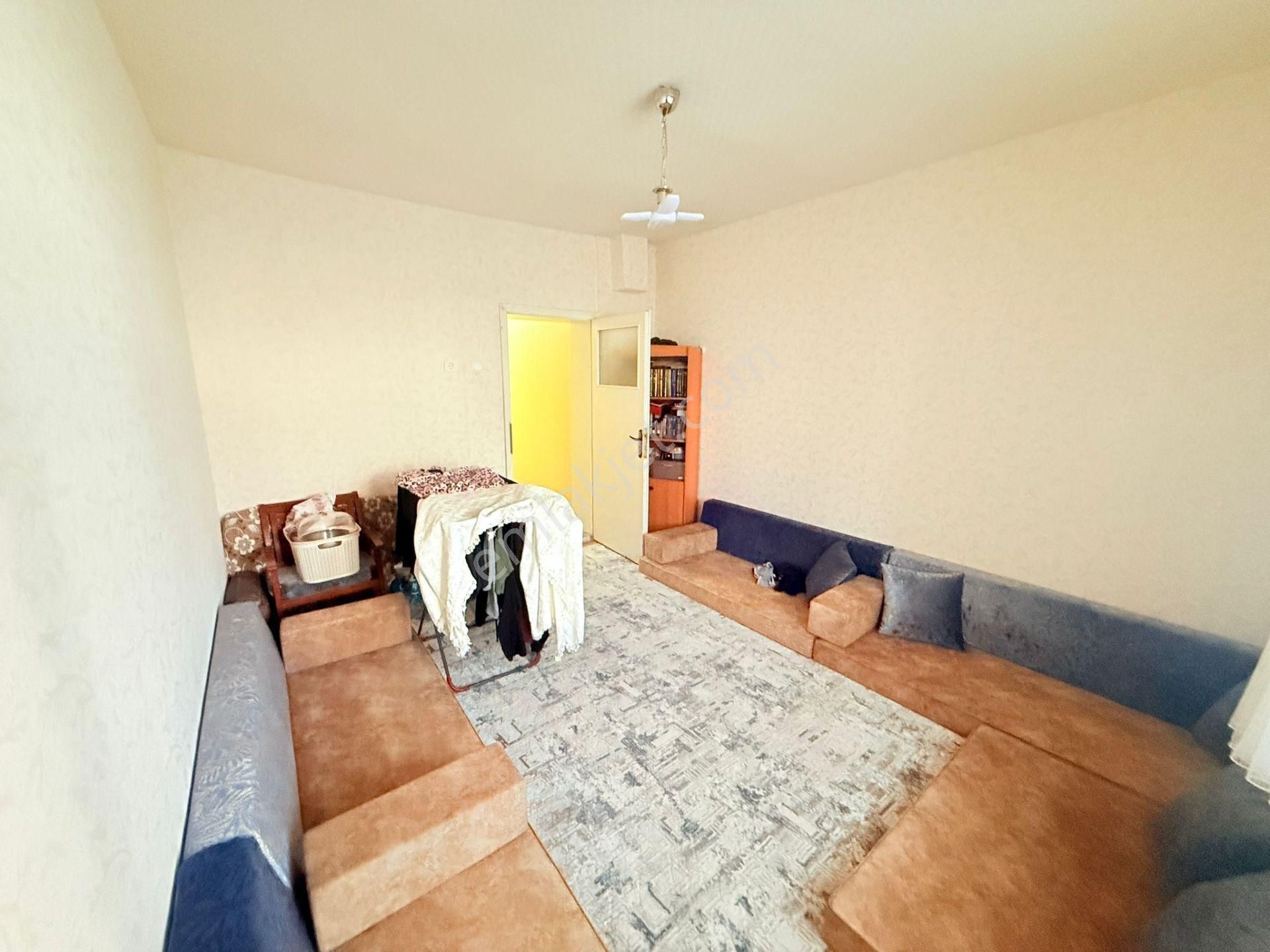 Aras Gyo Dan Sakarya Mah, Tranvay Yanı 2+1 Zemin Kat Daire - Görsel 6